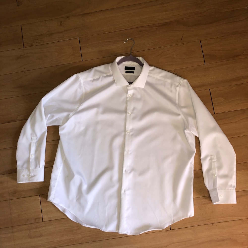 Men’s Calvin Klein dress shirt
